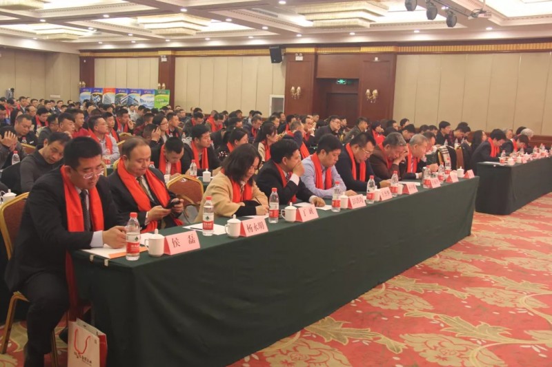 一個(gè)涂料企業(yè)的“紅色革命”精神，創(chuàng)造了涂料行業(yè)的又一個(gè)巔峰